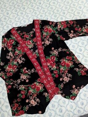 Pioneer Woman Sheer Floral Cardigan/Kimono!
